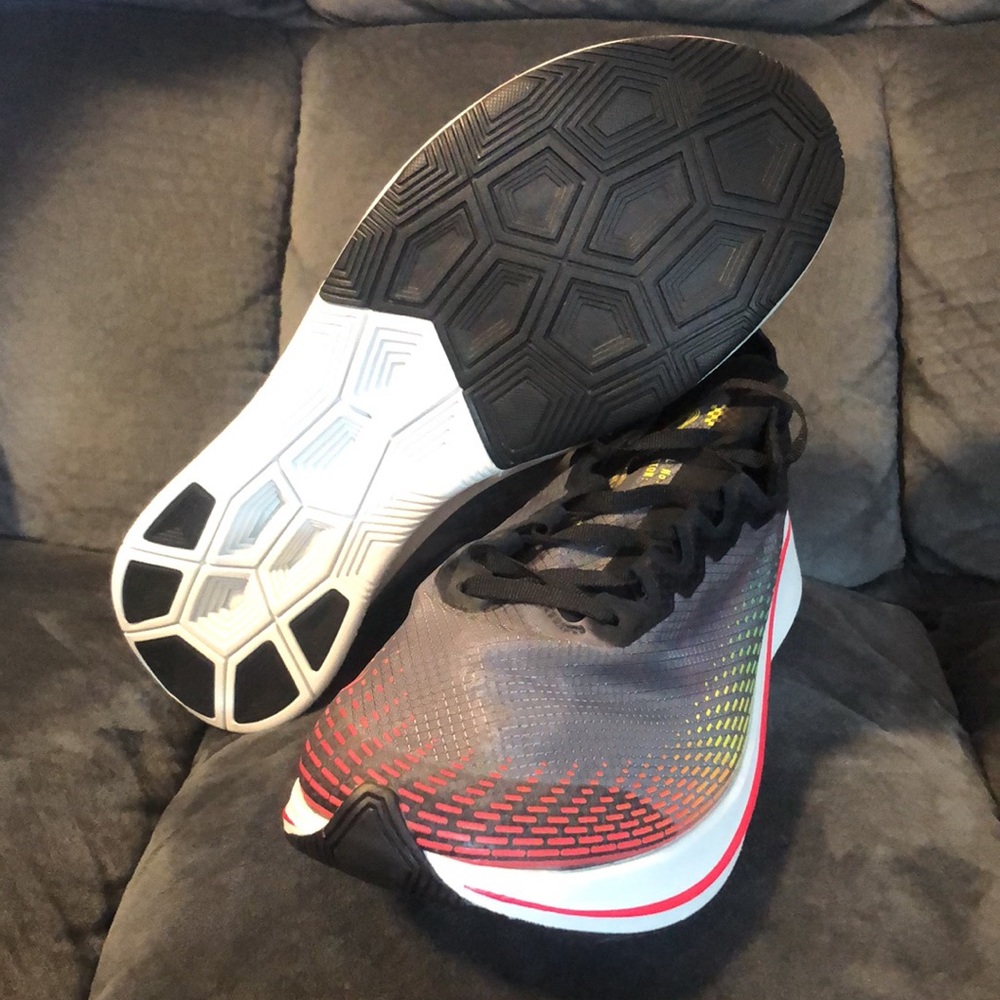 ✨SOLD✨Nike Men’s Zoom Fly SP Fast Black Red Orbit Running Shoes - Picture 8 of 9
